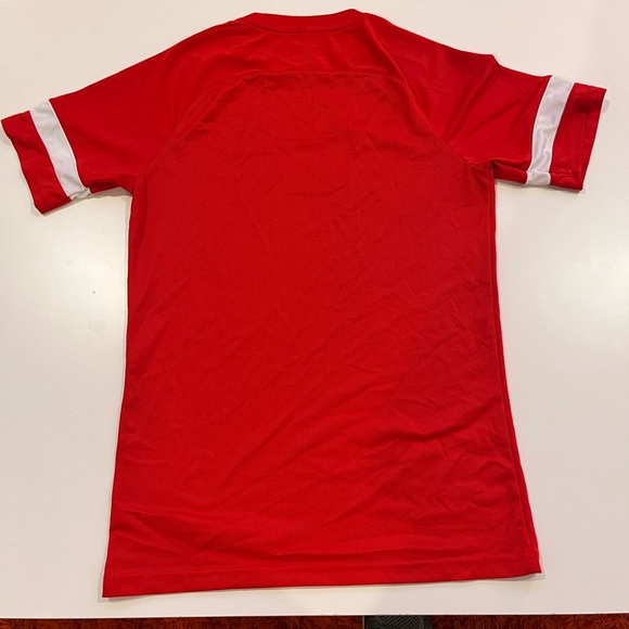 Nike Mesh Soccer Jersey Tshirt - Picture 4 of 4